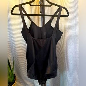 Slimshaper Miracle Brands black shape wear, sz XXL